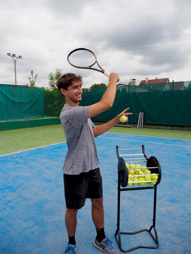 Trenér při tréninku